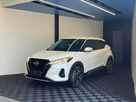 NISSAN KICKS 1.6 16V FLEXSTART EXCLUSIVE XTRONIC NISSAN KICKS 1.6 16V FLEXSTART EXCLUSIVE XTRONIC